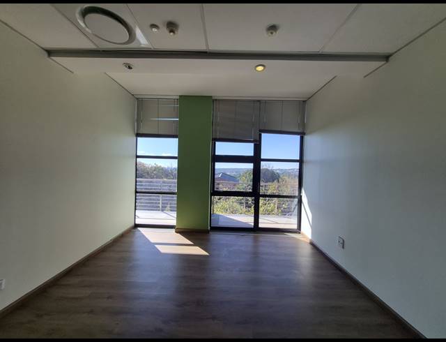 221M² OFFICE TO LET IN SANDTON CENTRAL